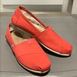 TOMS